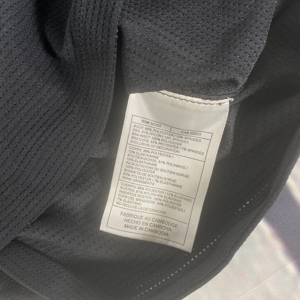 Nike Livestrong with Built In Bra Tank Top Black - Picture 4 of 8